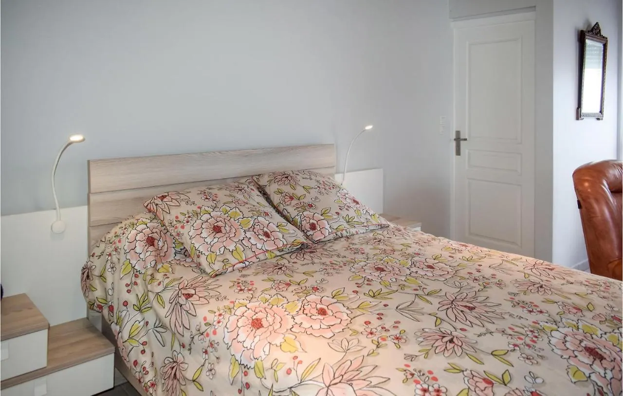 Holiday home Cozy Home In Quemperven With Wifi France