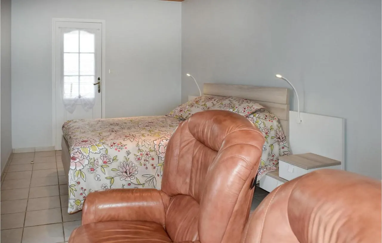 Cozy Home In Quemperven With Wifi 0*,